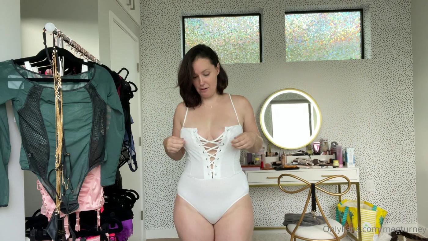 meg turney vintage lingerie try on onlyfans video leaked OGPUWW