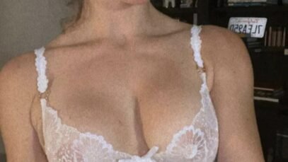 amanda cerny nude boobs nipple flash onlyfans set leaked INNYPC